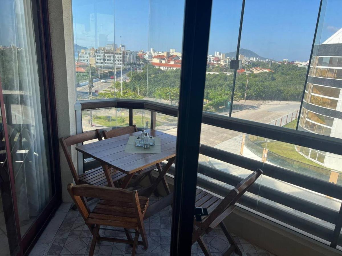 FlorianópolisApartamento Maravilhoso, Completo,1 Quarto Com Cama Queen E Sofa Retratil, Bi Cama Embutida, Colchao Extra, Vista Pro Mar, Dormem 5, Pe Na Areia, Jacuzzi, Piscina Wifi,Self Checkin, Automatizado公寓 外观 照片