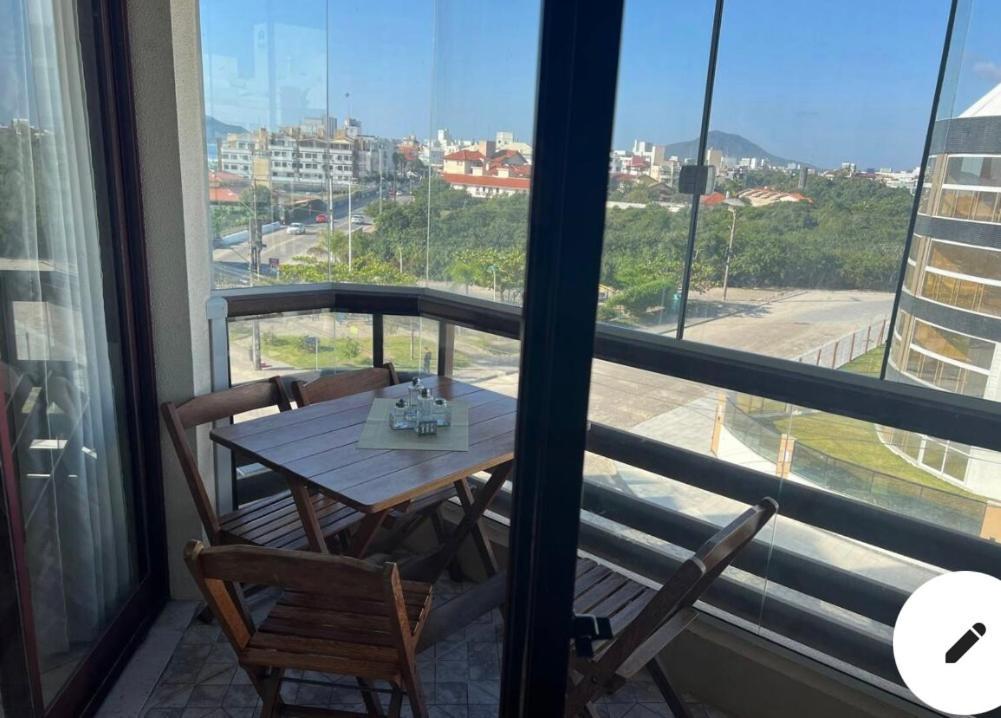 FlorianópolisApartamento Maravilhoso, Completo,1 Quarto Com Cama Queen E Sofa Retratil, Bi Cama Embutida, Colchao Extra, Vista Pro Mar, Dormem 5, Pe Na Areia, Jacuzzi, Piscina Wifi,Self Checkin, Automatizado公寓 外观 照片